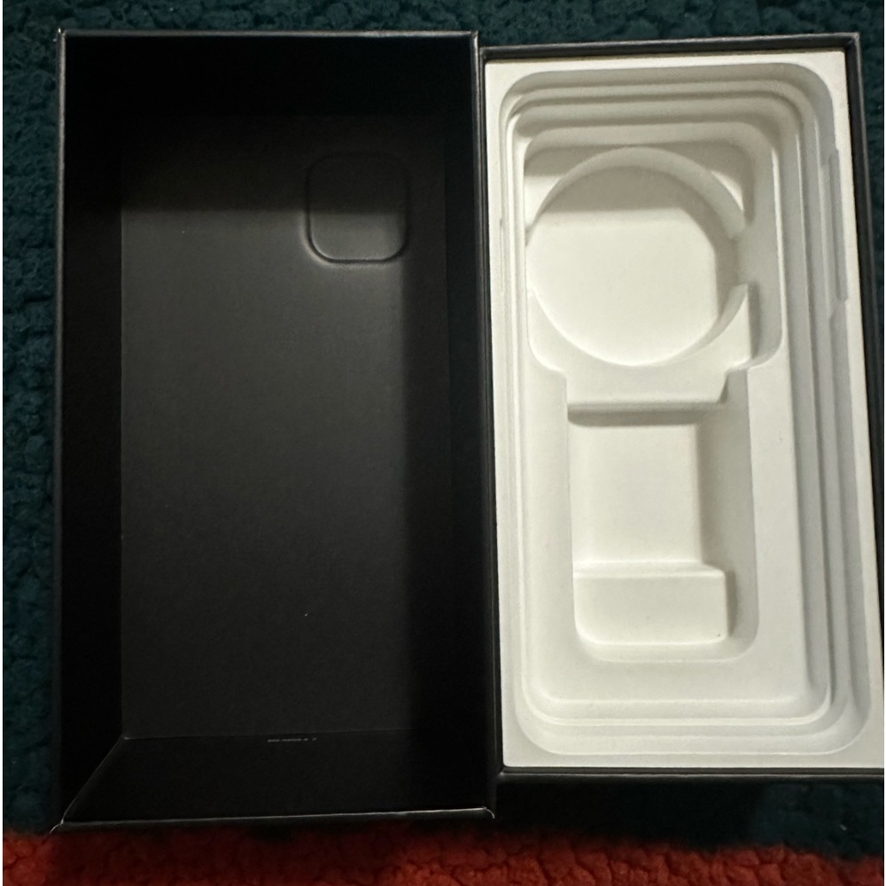 iPhone 11 Pro Max EMPTY BOX